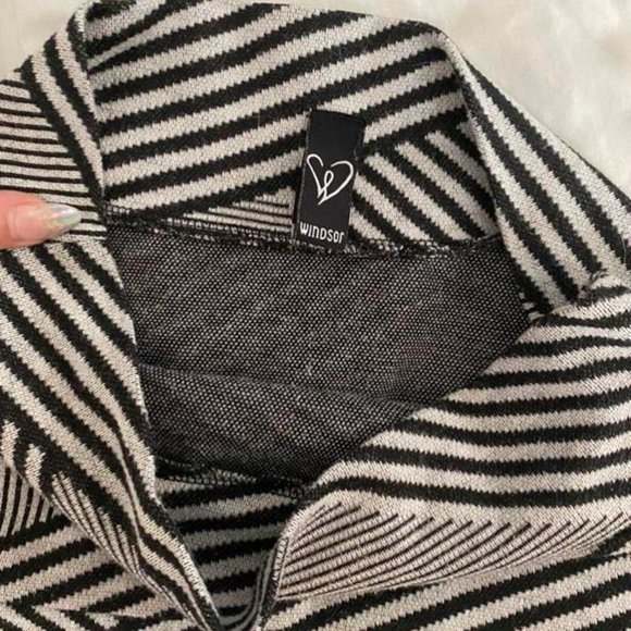 Windsor Striped Mini Skirt - Picture 3 of 3